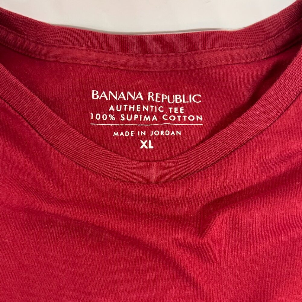 Banana Republic Authentic SUPIMA® T-Shirt (XL) Red